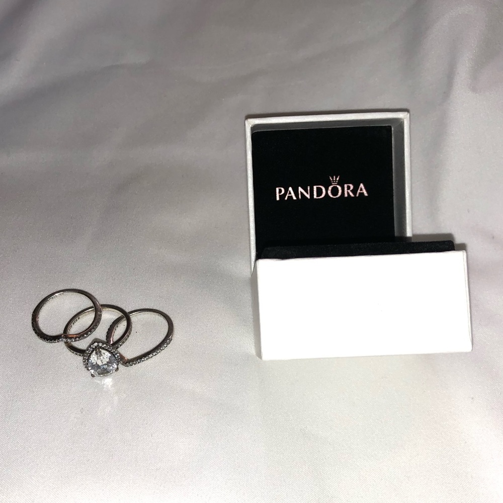 Pandora Ring Teardrop and Wishbone Ring Set
